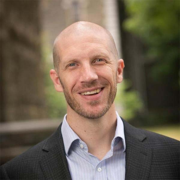 Portrait of Peter Enns